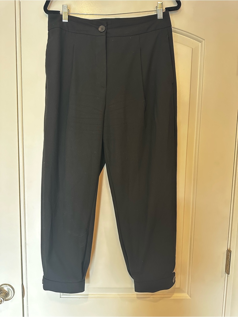 Zara Women’s Barrel Dress Pants w/ Button ankle Detail